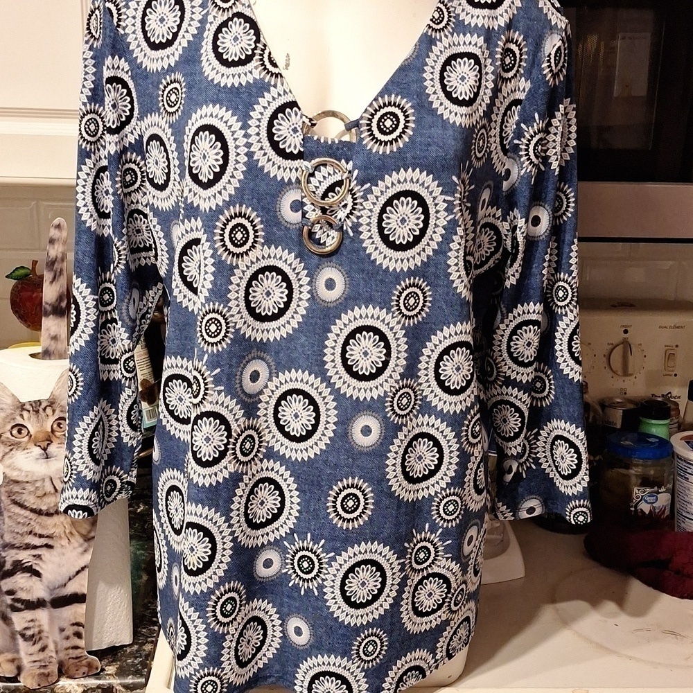 Womens  MDS casual stretch 3/4 sleeve pullover top size XL. EUC